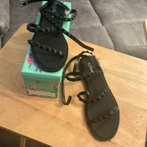 Black jelly strappy sandals